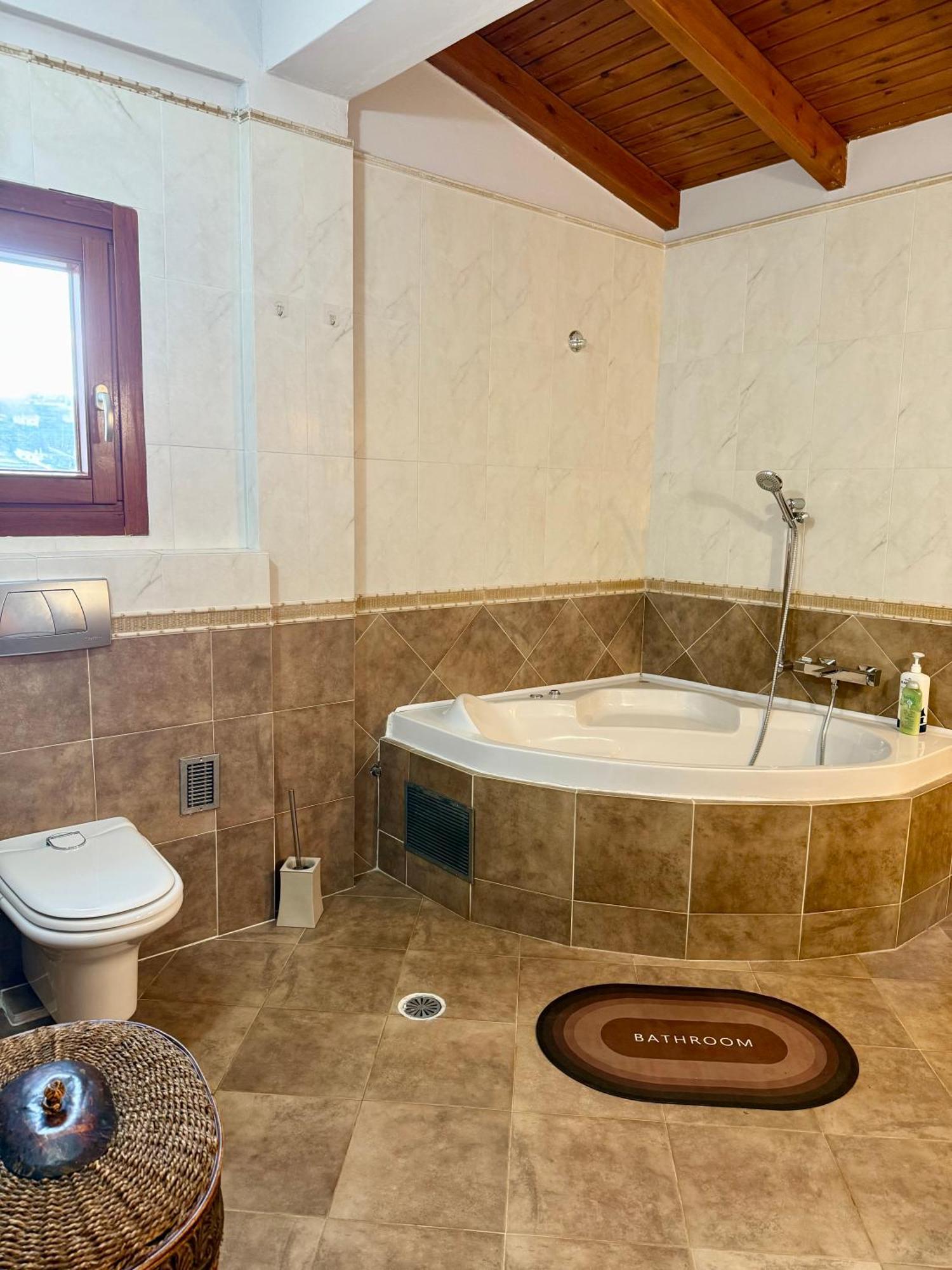 Villa Kalli - Porto Ennia Vromopousi Bagian luar foto